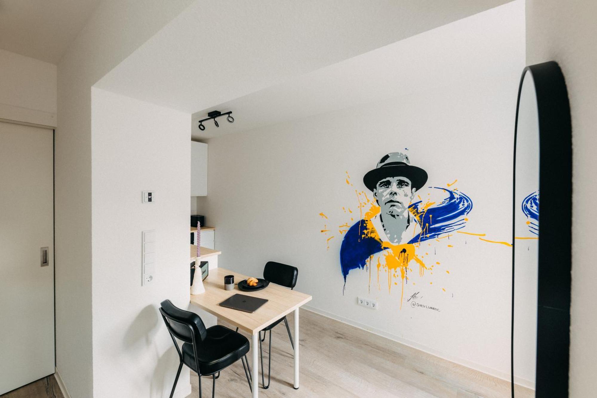 Aparthotel Bhh Living - Zentrale Lage, Ruhige Naechte, Perfekter Komfort Düsseldorf