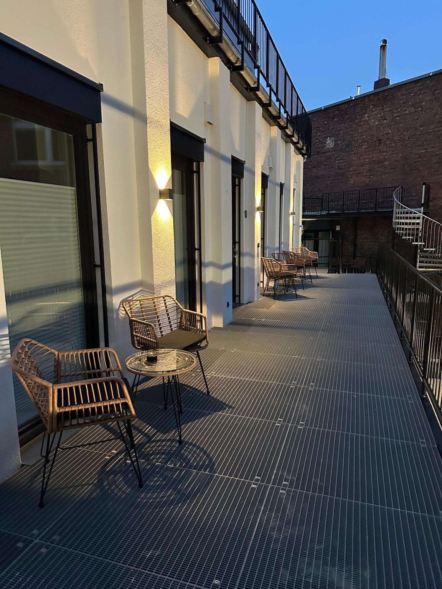 Bhh Living - Zentrale Lage, Ruhige Naechte, Perfekter Komfort