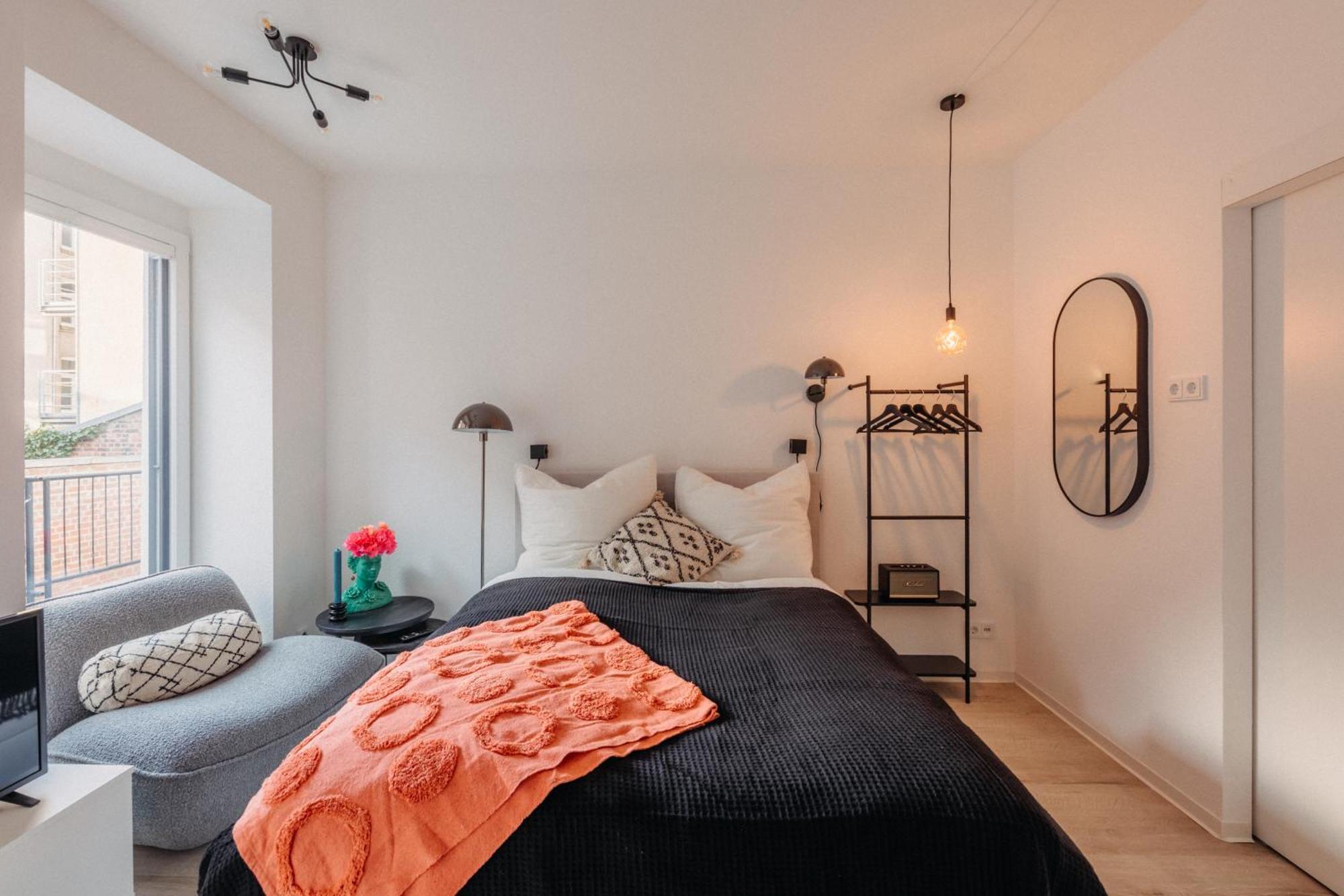 Aparthotel Bhh Living - Zentrale Lage, Ruhige Naechte, Perfekter Komfort