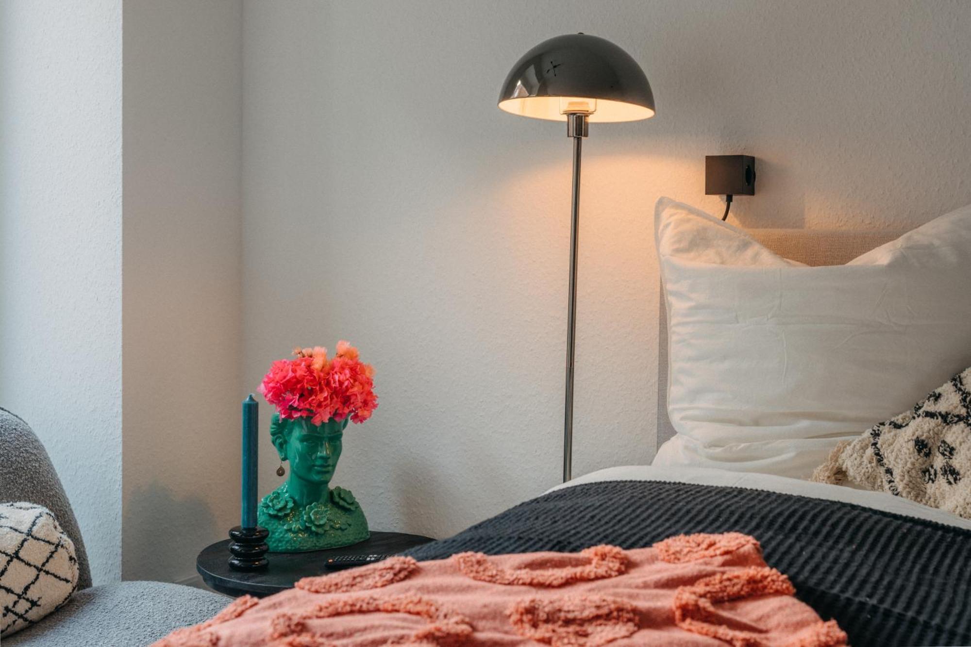 Bhh Living - Zentrale Lage, Ruhige Naechte, Perfekter Komfort Aparthotel *