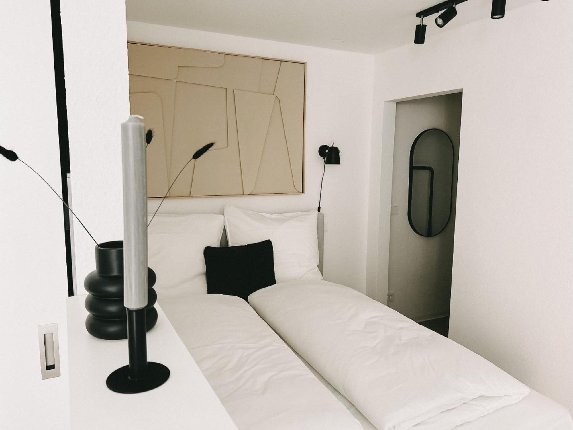 Bhh Living - Zentrale Lage, Ruhige Naechte, Perfekter Komfort Aparthotel *